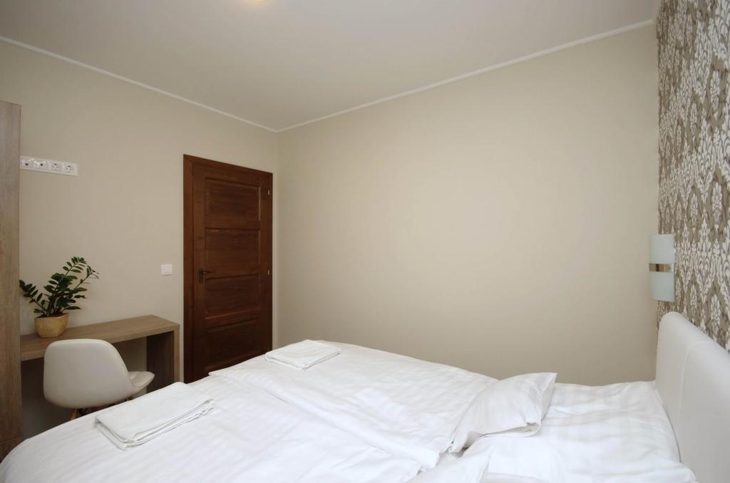Mosoly Deluxe Apartman Gyula Dış mekan fotoğraf